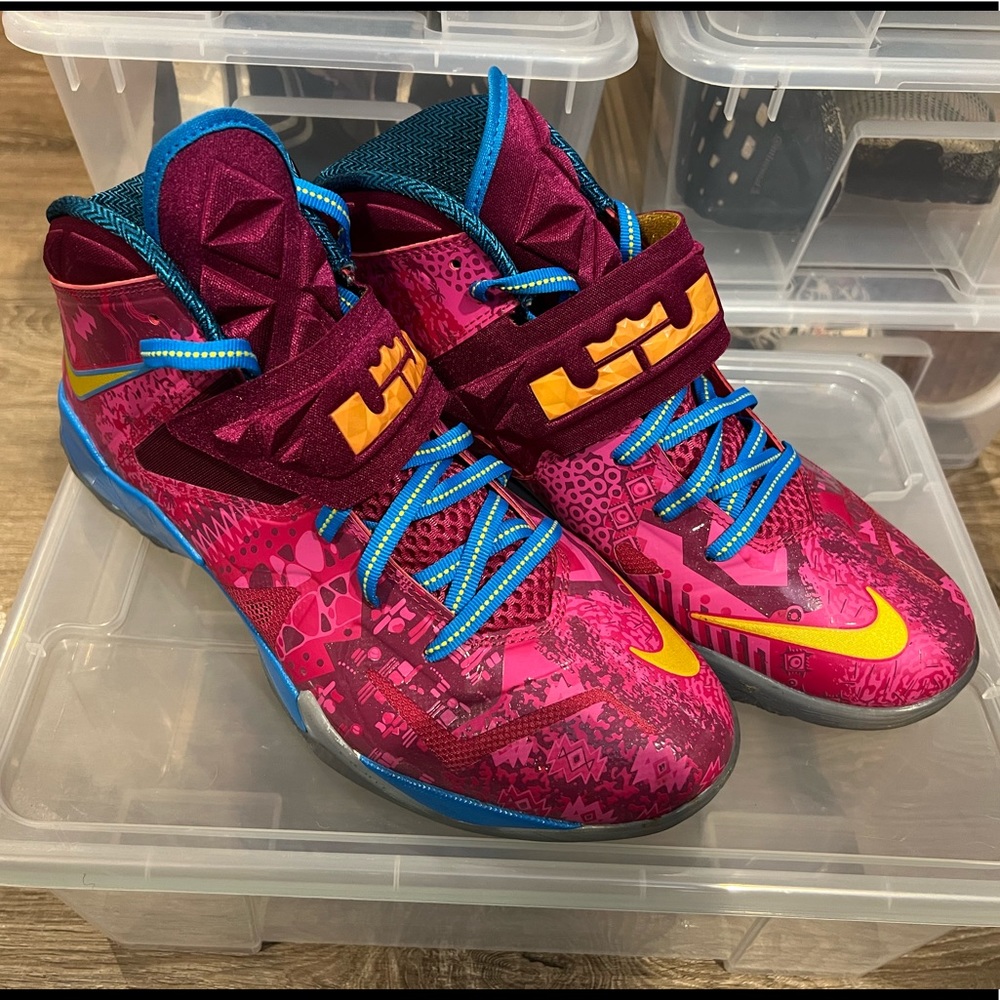 labron soldier 7 bronny and bryce size 11